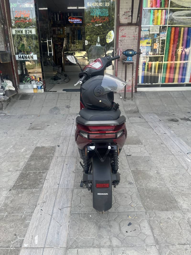 Honda ICON e 1