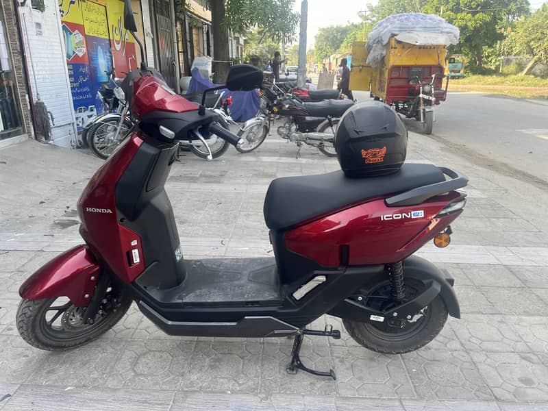 Honda ICON e 2