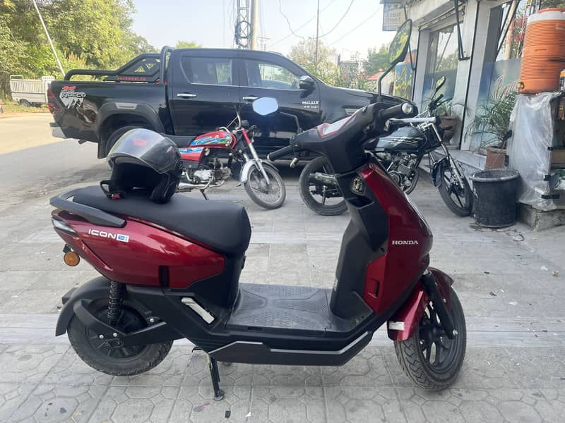 Honda ICON e 3