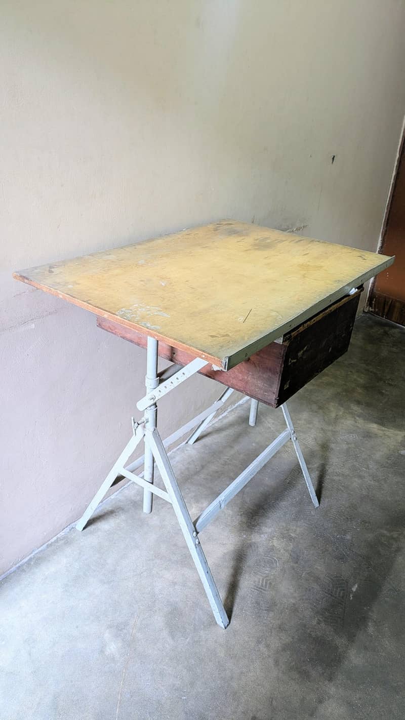 Architect drafting table 3