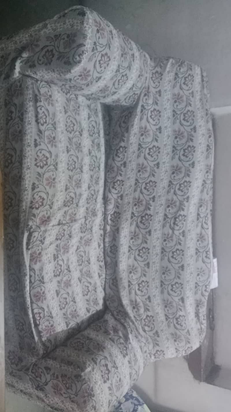 Neat and clean sofa 1