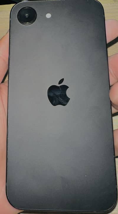 Apple iPhone 16e