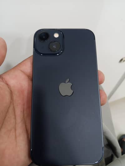 Apple iPhone 13