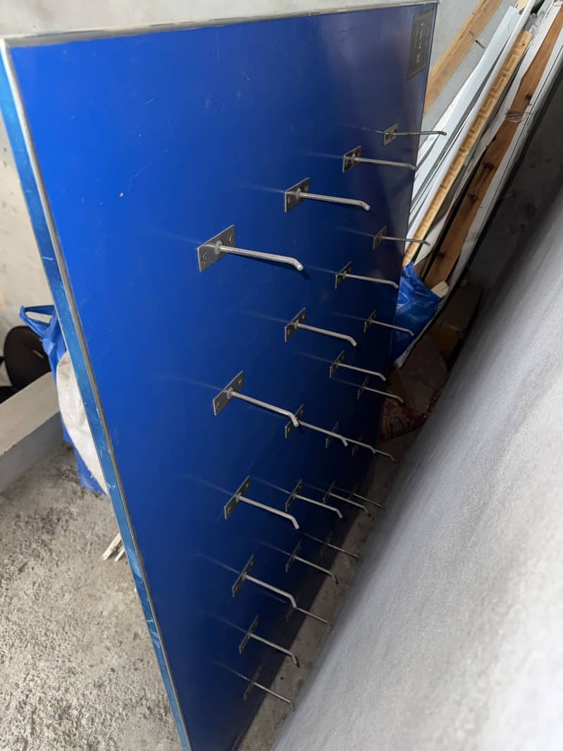 2 Counters | 3 Racks | 1 Name Stand 3