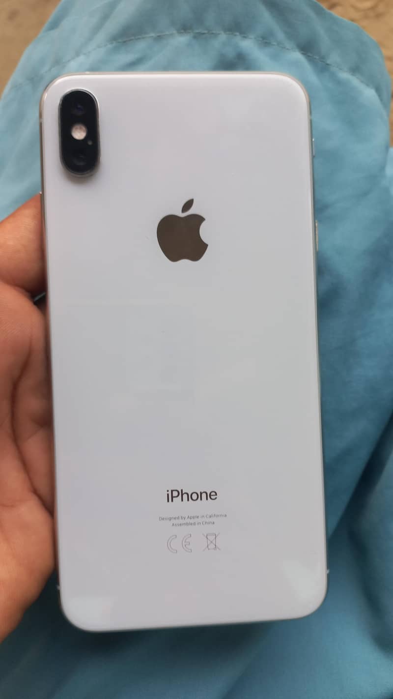 Apple iPhone XS Max 0
