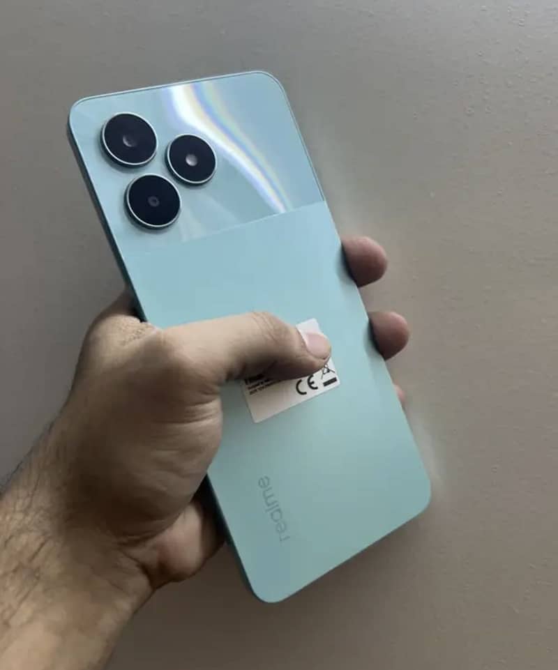 Realme C51 1