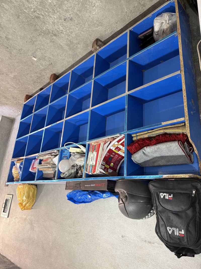 2 Counters | 3 Racks | 1 Name Stand 5