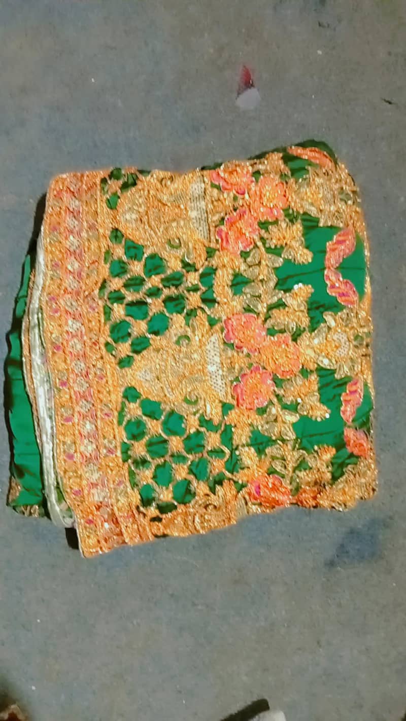 mehandi lehenge - Costumes - 1120922242