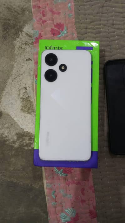 Infinix Hot 30i 8GB/128GB with Box and Charger for Sale