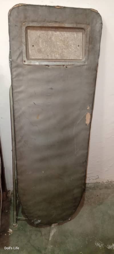 Iron Stand for Ironing