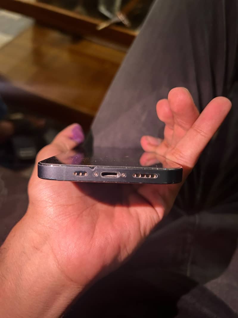 Apple iPhone 12 Pro 1