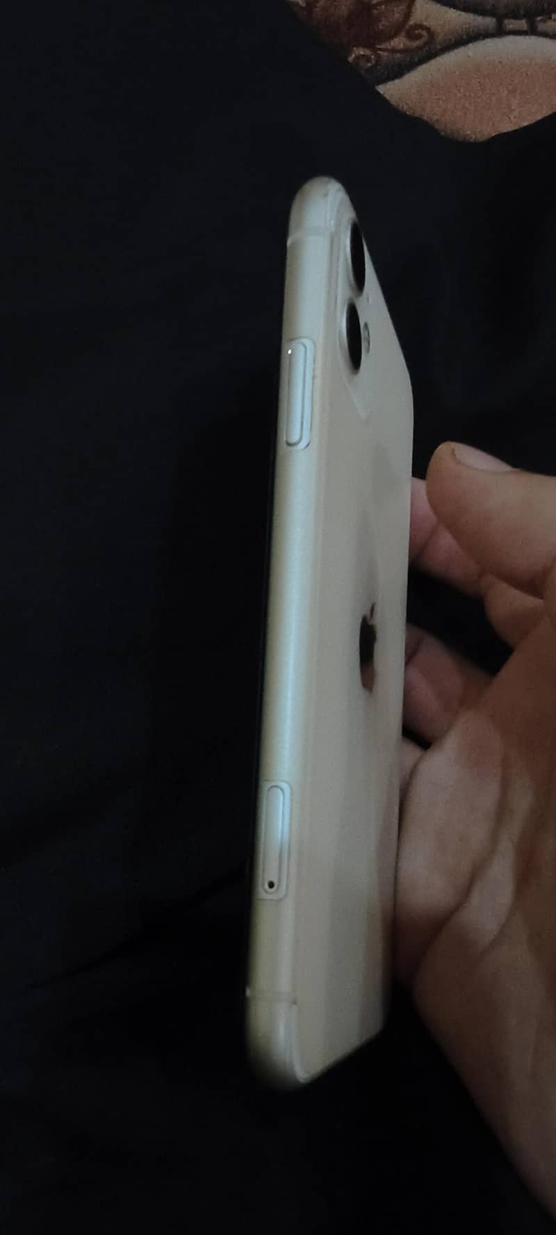 Apple iPhone 11 3