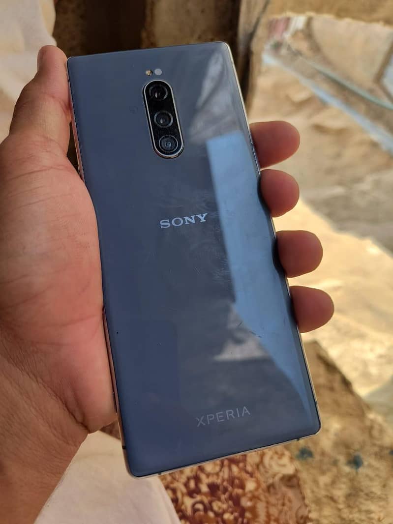 Sony 1 3