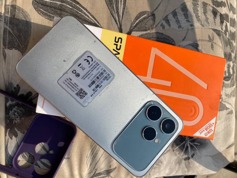 Tecno Spark 40 1