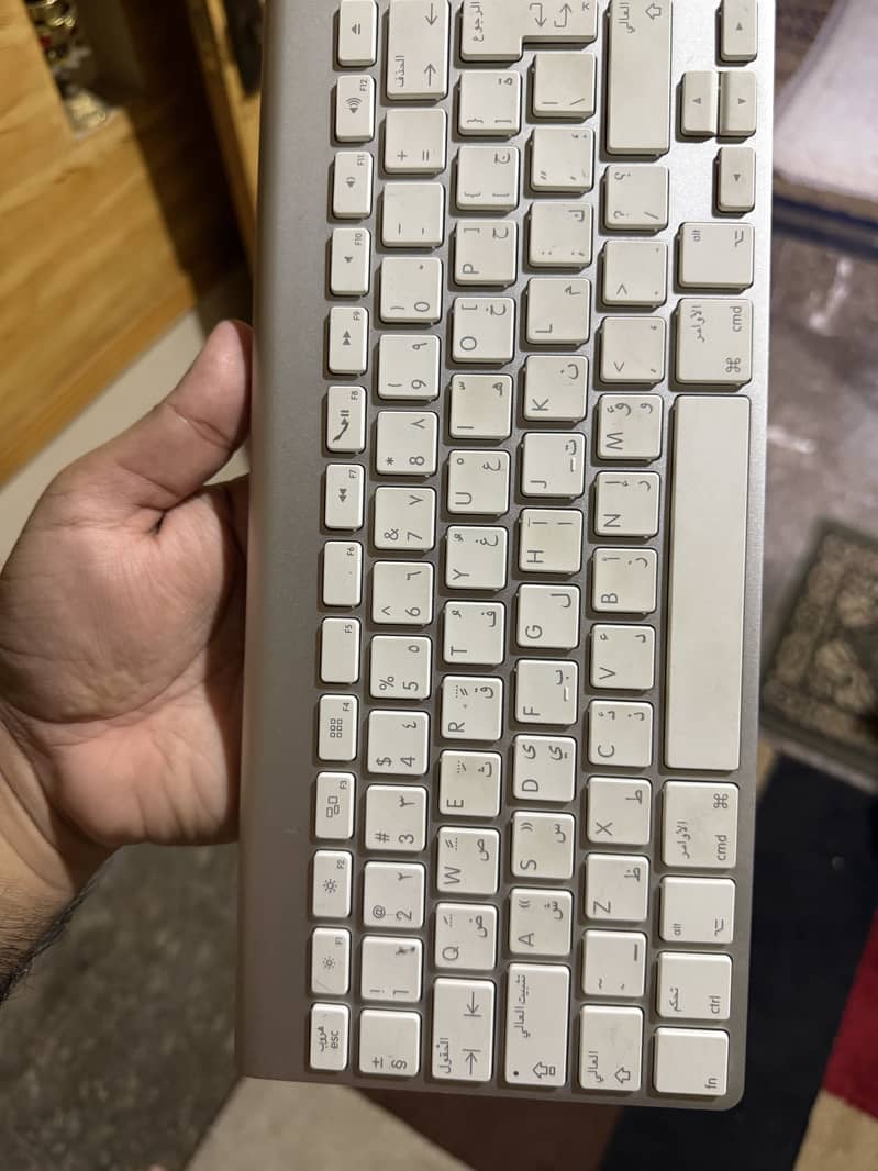 Apple Magic Keyboard 0