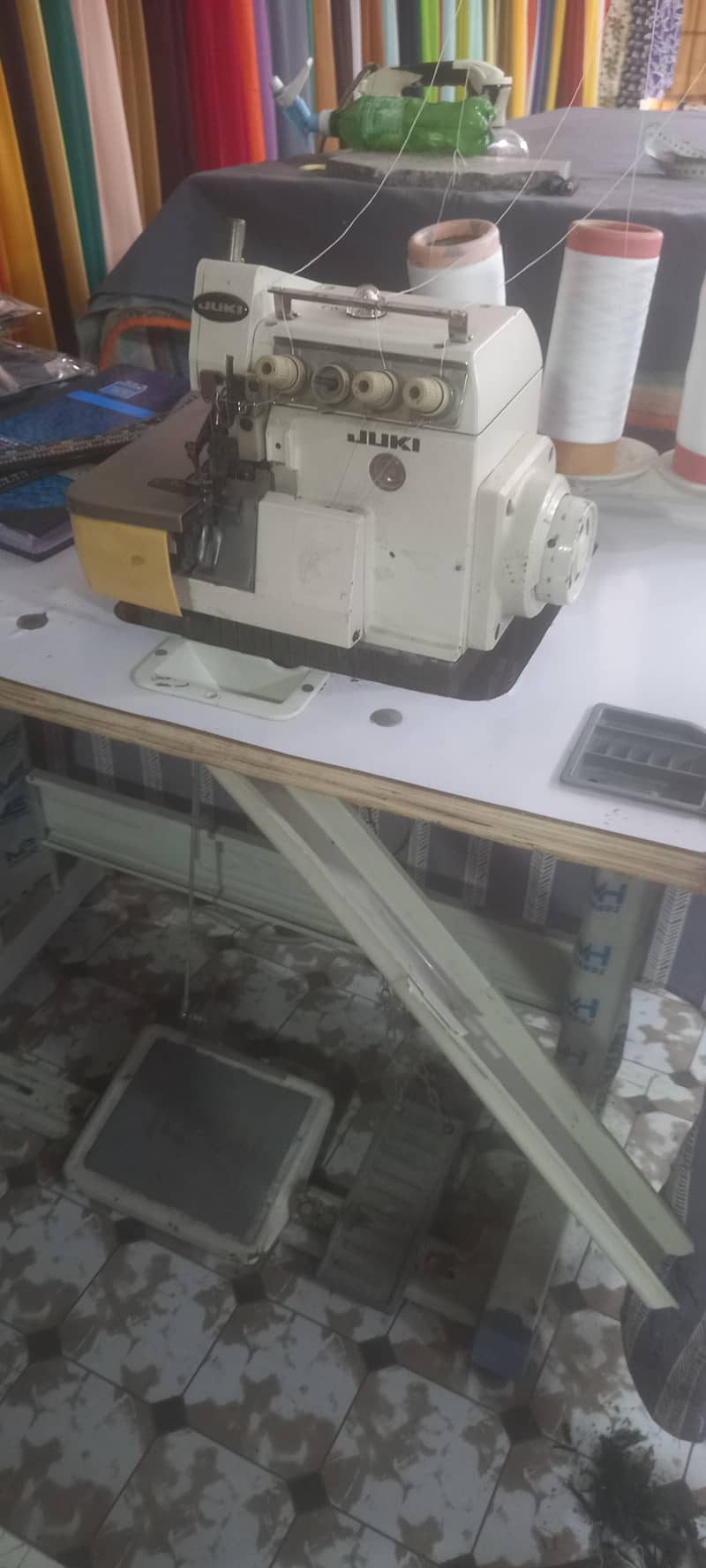 overlock matchine 0