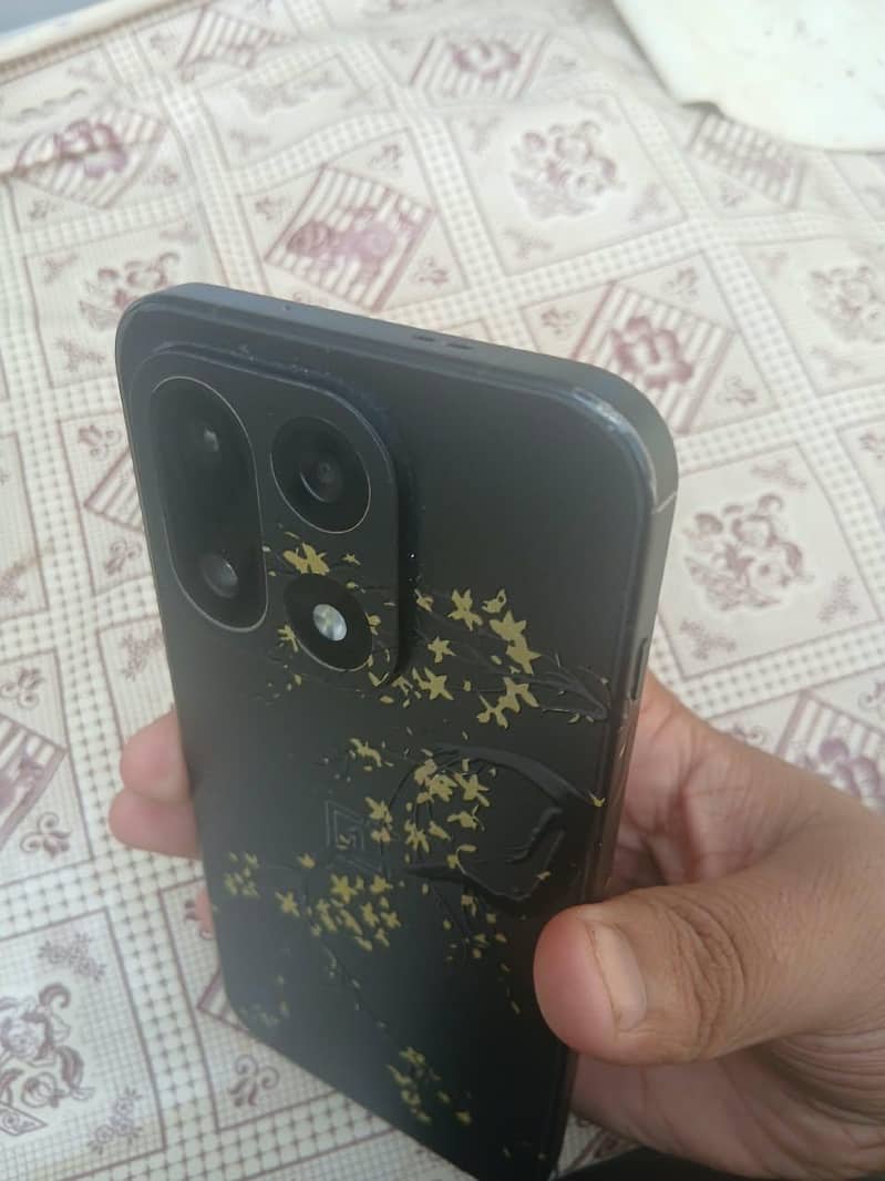 One Plus 15 4