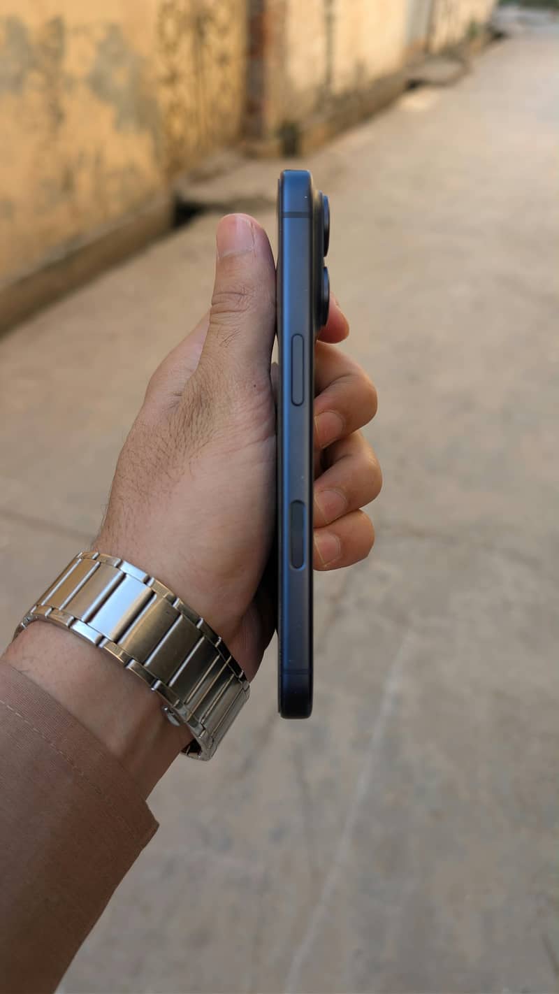 Apple iPhone 17 Pro 3