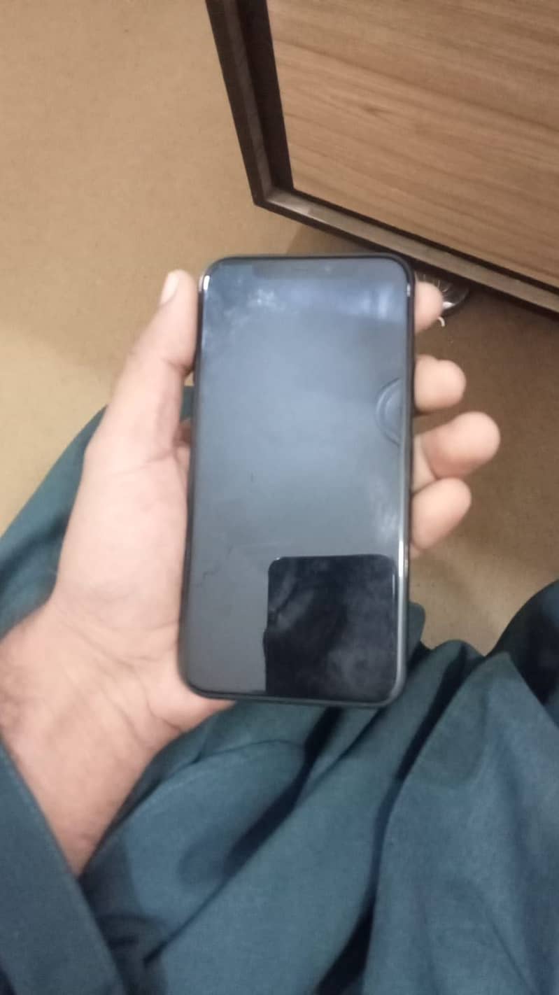 Apple iPhone 11 Pro 5