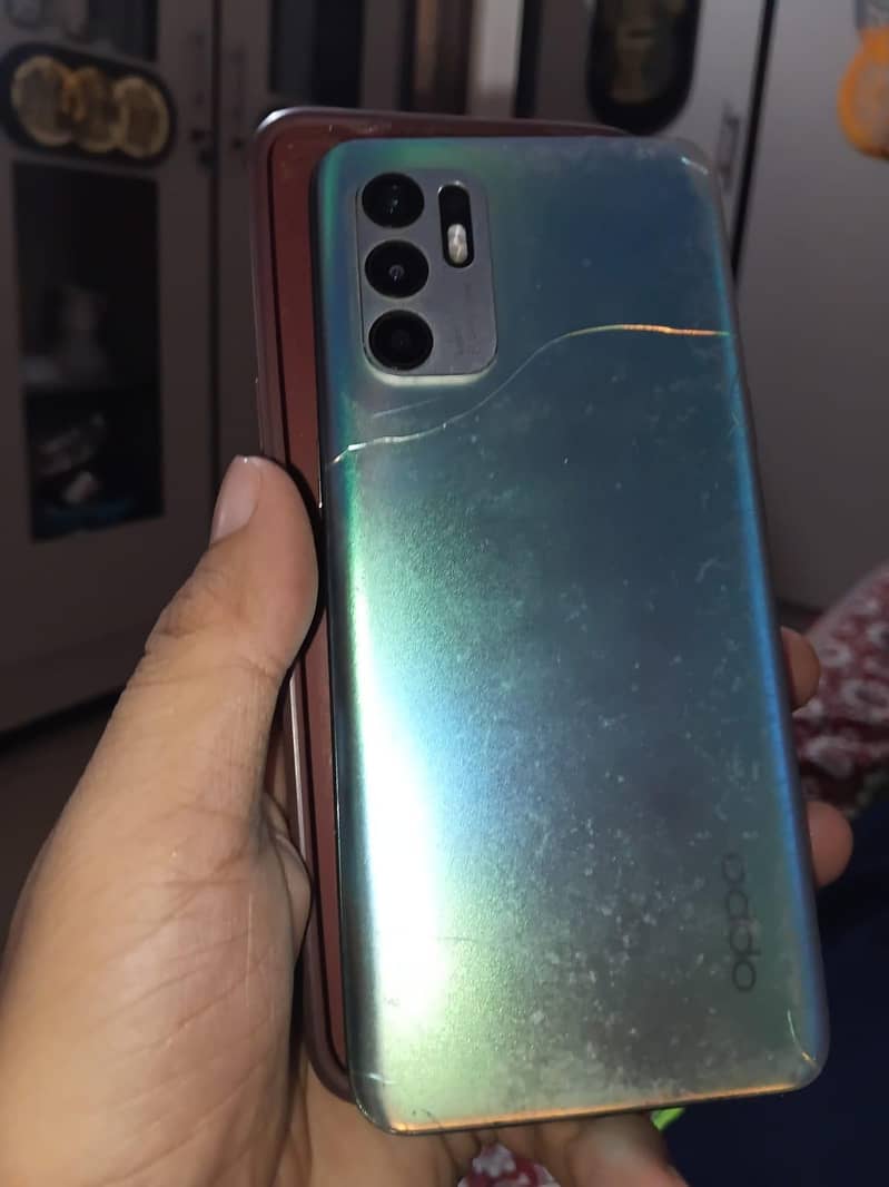 OPPO Reno 3