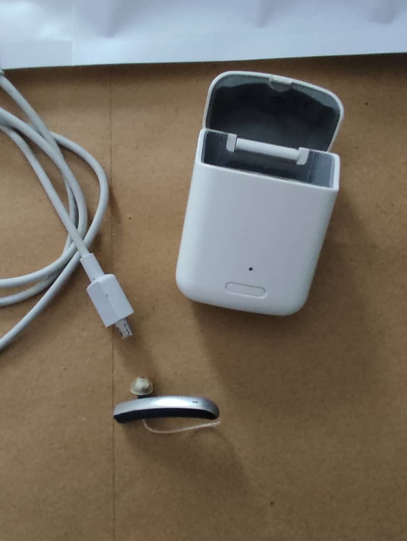 Hearing Aid 5