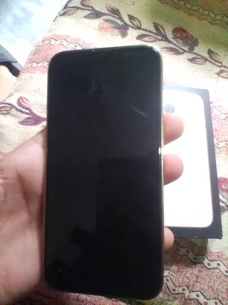 Apple iPhone 13 Pro 1