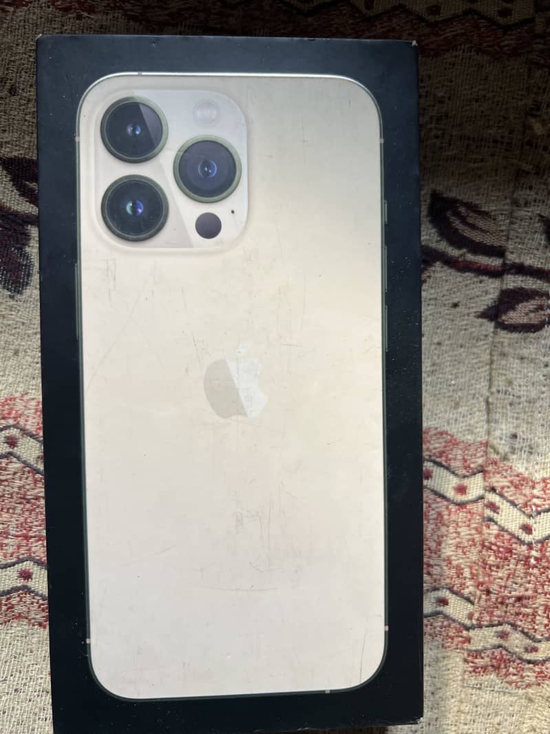 Apple iPhone 13 Pro 2