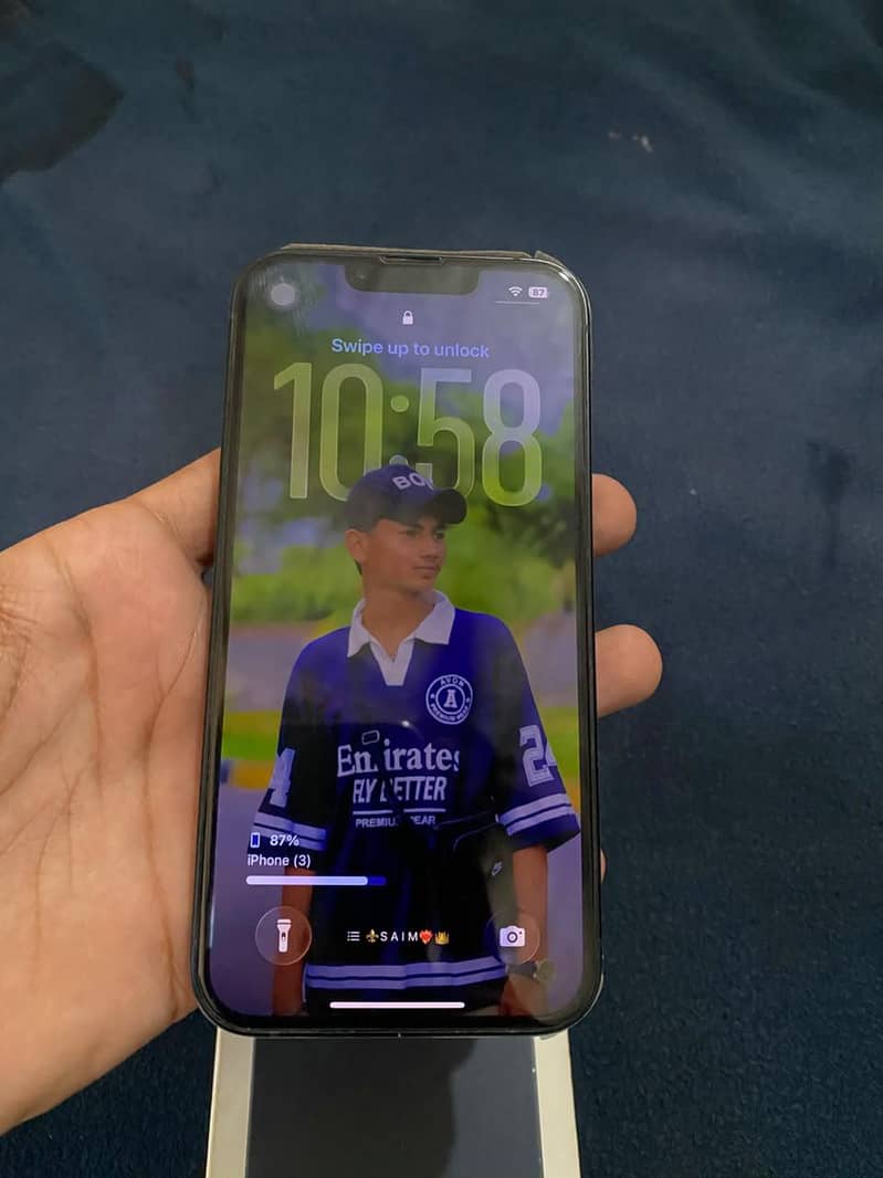 Apple iPhone 13 2
