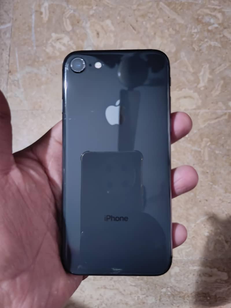 Apple iPhone 8 0