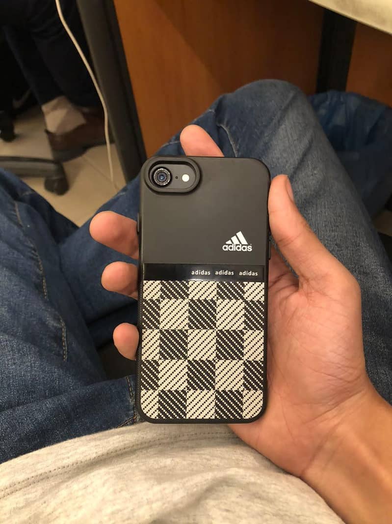Apple iPhone 7 5