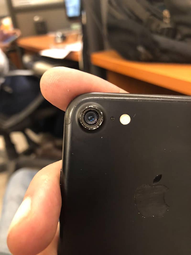 Apple iPhone 7 9