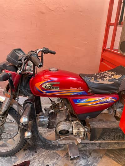 LOADER RIKSHA.