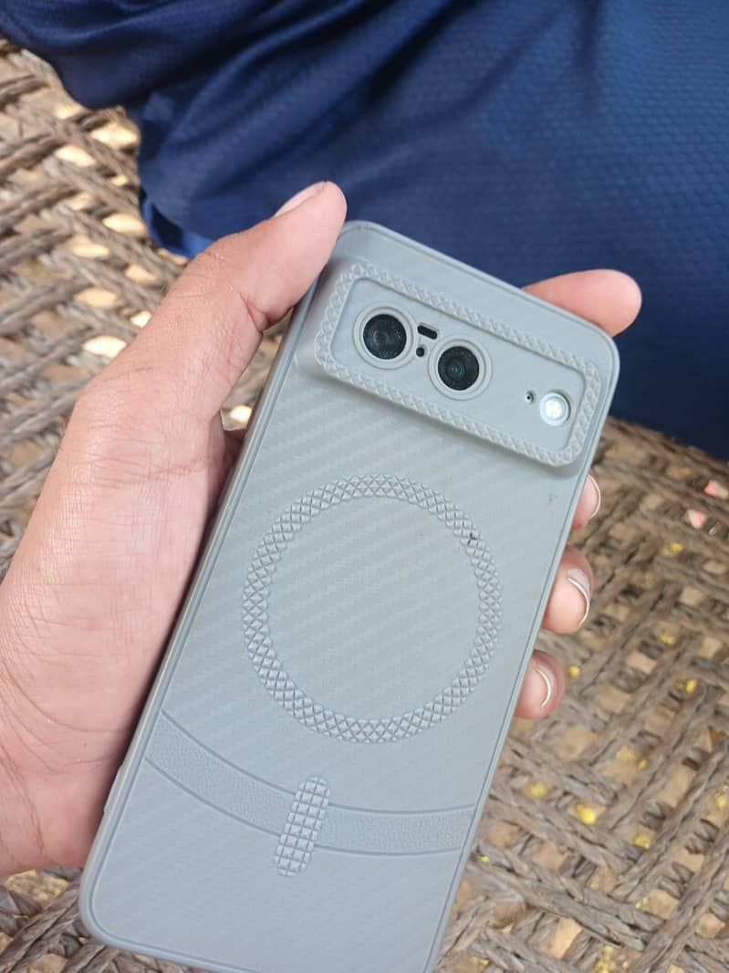 Google Pixel 8 3
