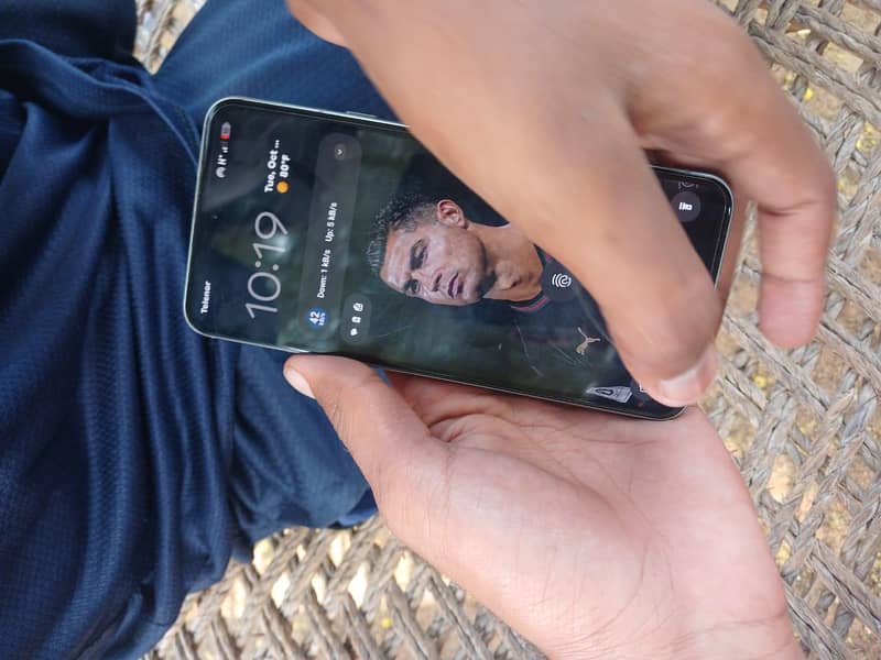 Google Pixel 8 5