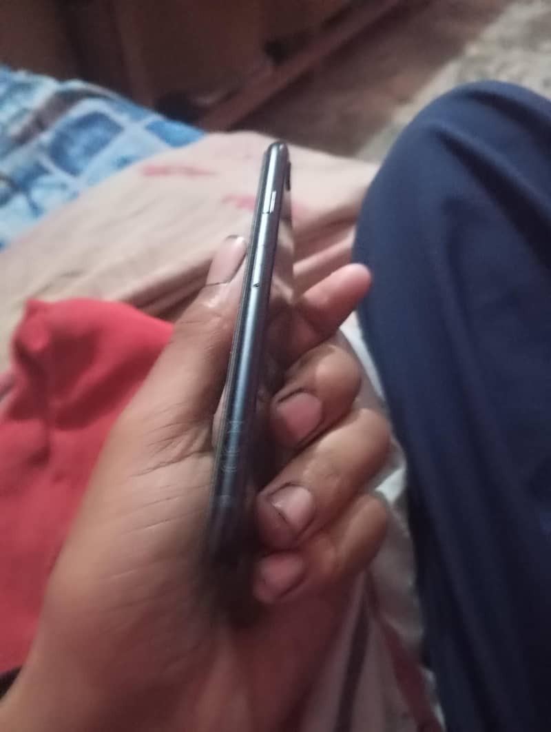 Apple iPhone SE 2