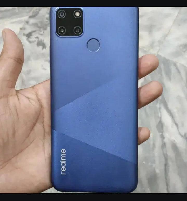 Realme C12 4