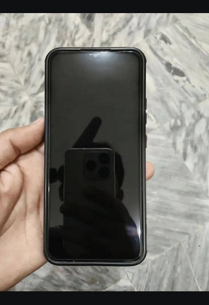 Realme C12 5