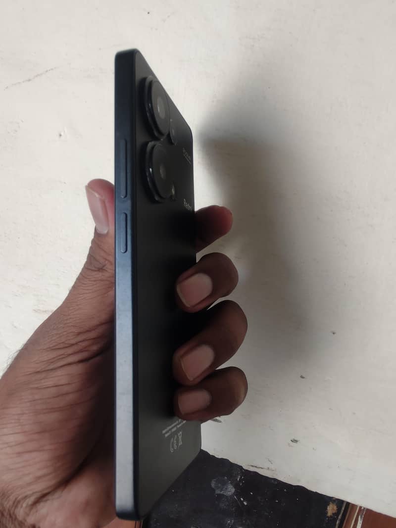 Xiaomi Redmi Note 13 Pro 3