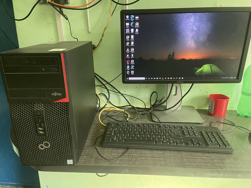 Fujitsu corei5 6th Generation 0