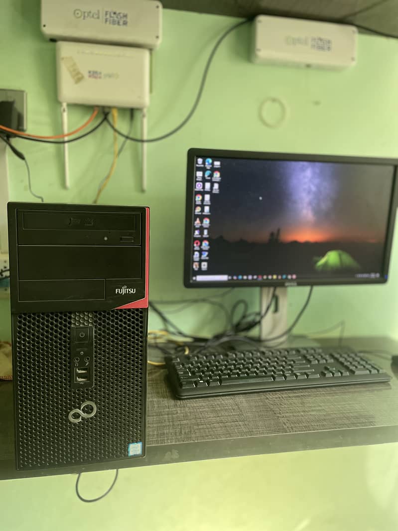 Fujitsu corei5 6th Generation 11
