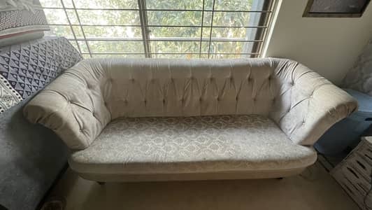 10/10 Royal Heritage High Rest 3 Seater Solid Wood Sofa
