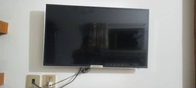 Samsung LED TV for sale