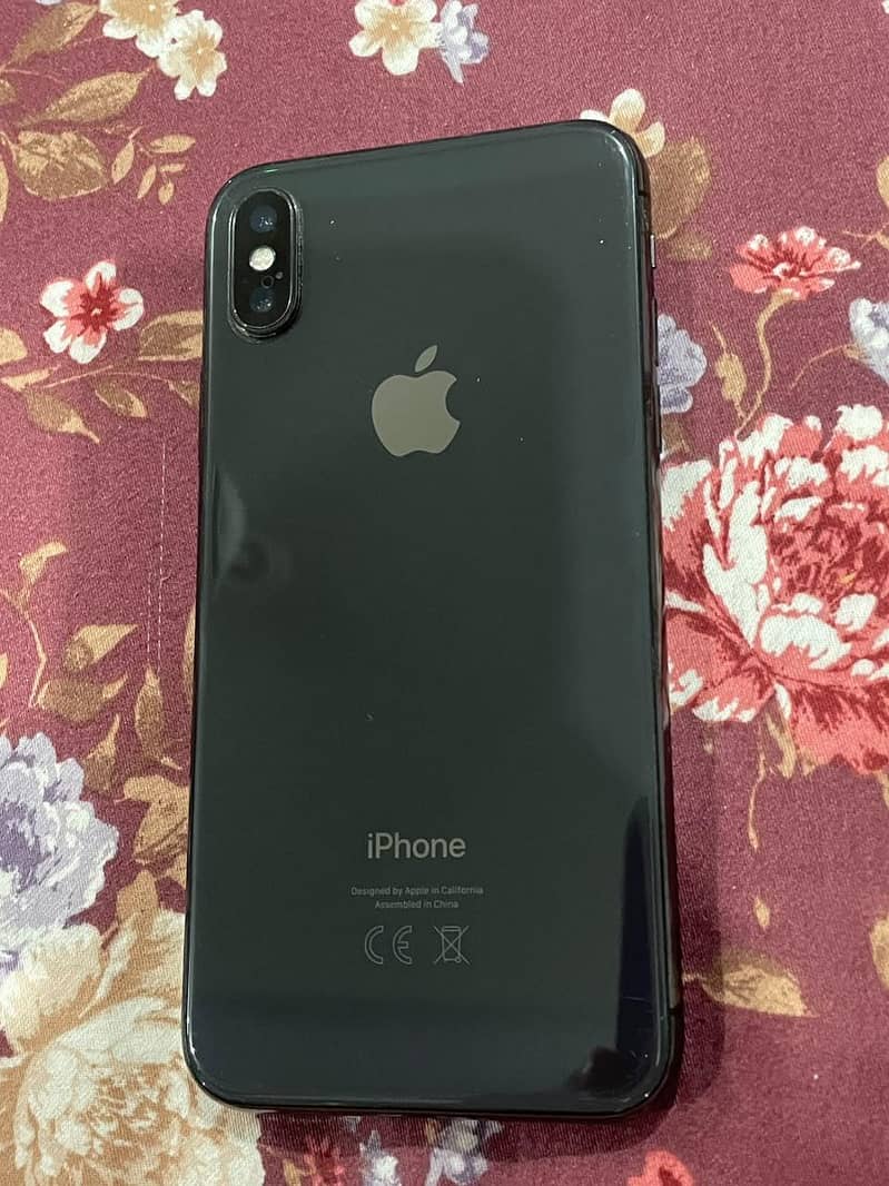 Apple iPhone X 4