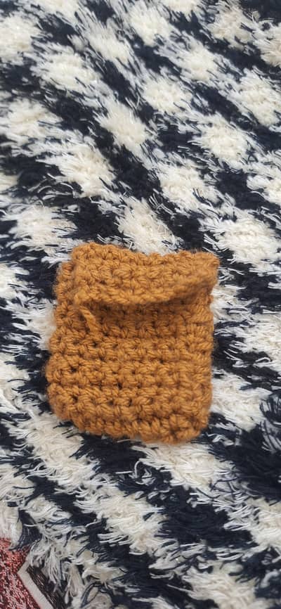 crochet pouch