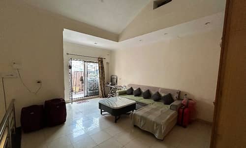 A 8 Marla House Located In Bahria Town - Safari Block Is Available For Sale