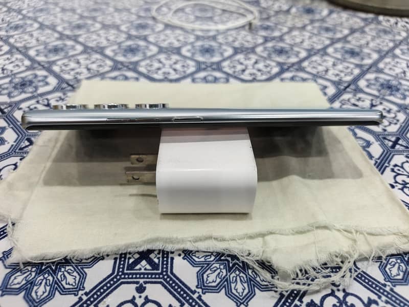 Tecno CAMON 40 Pro 6