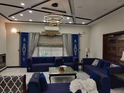 A Spacious 20 Marla House In Bahria Town - Babar Block
