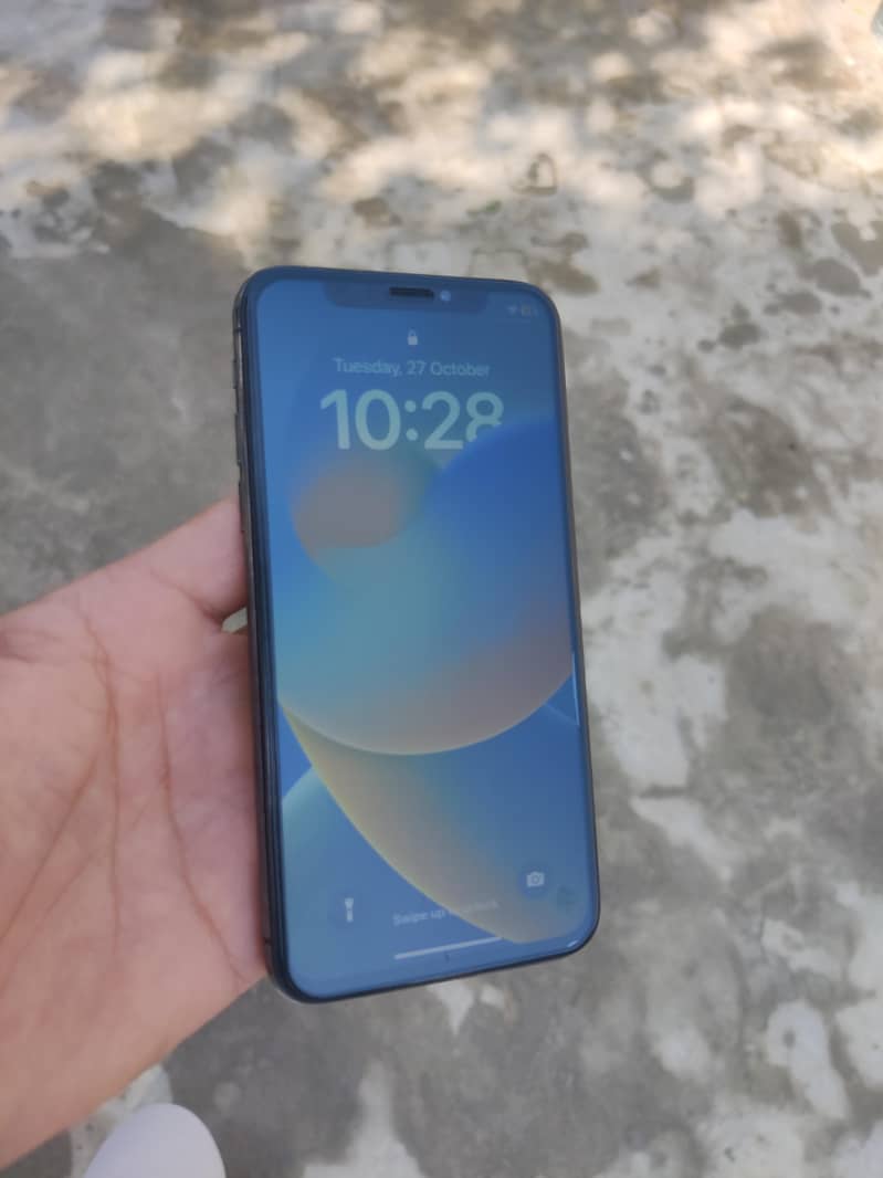 Apple iPhone X 1