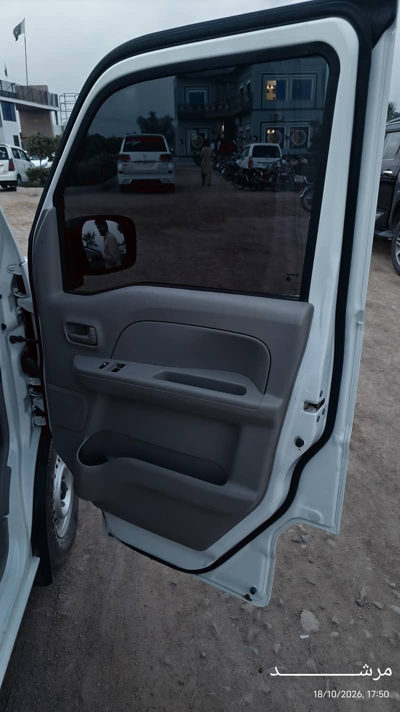 Suzuki Evry VXR 7
