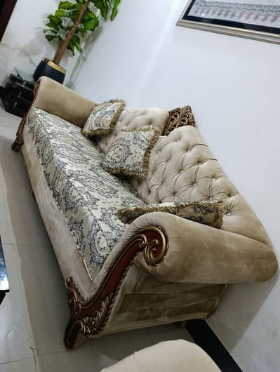5 seater sofa set Gold
